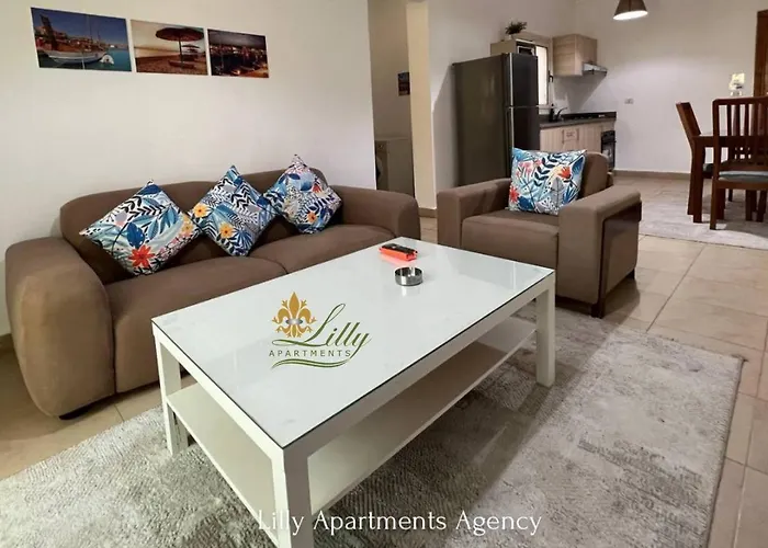 Lilly Aparthotel 4*