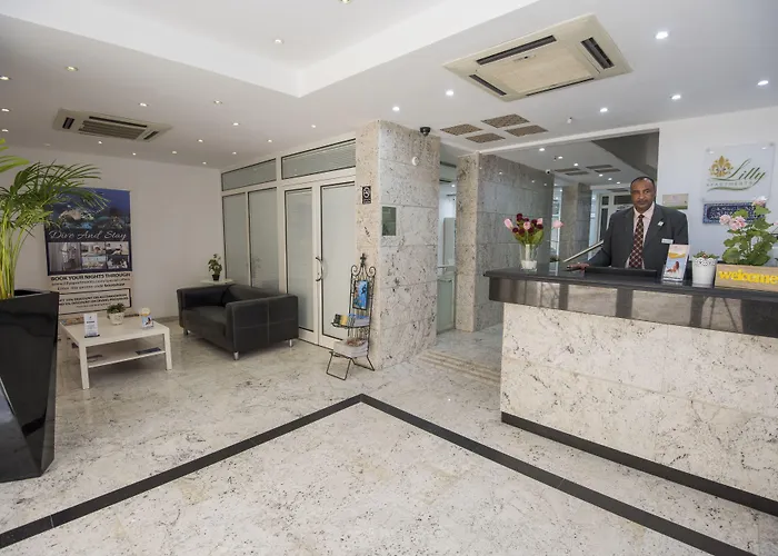 Aparthotel Lilly 4*