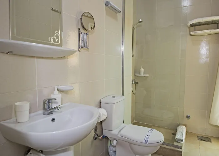 Lilly Aparthotel 4*