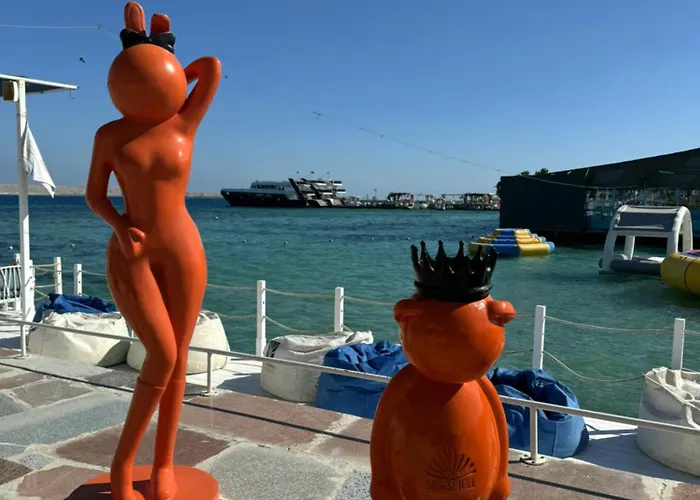 Lilly Aparthotel 4*