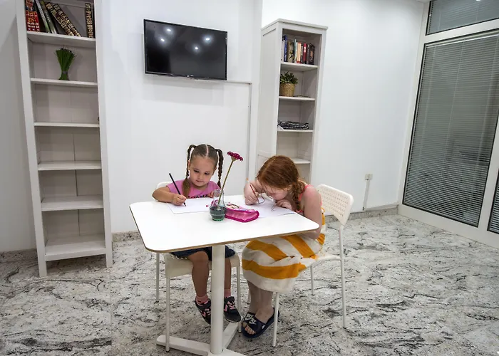 Lilly 4* הורגהדה