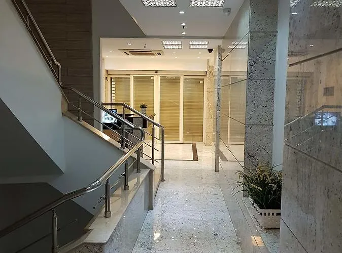 Aparthotel Lilly 4*